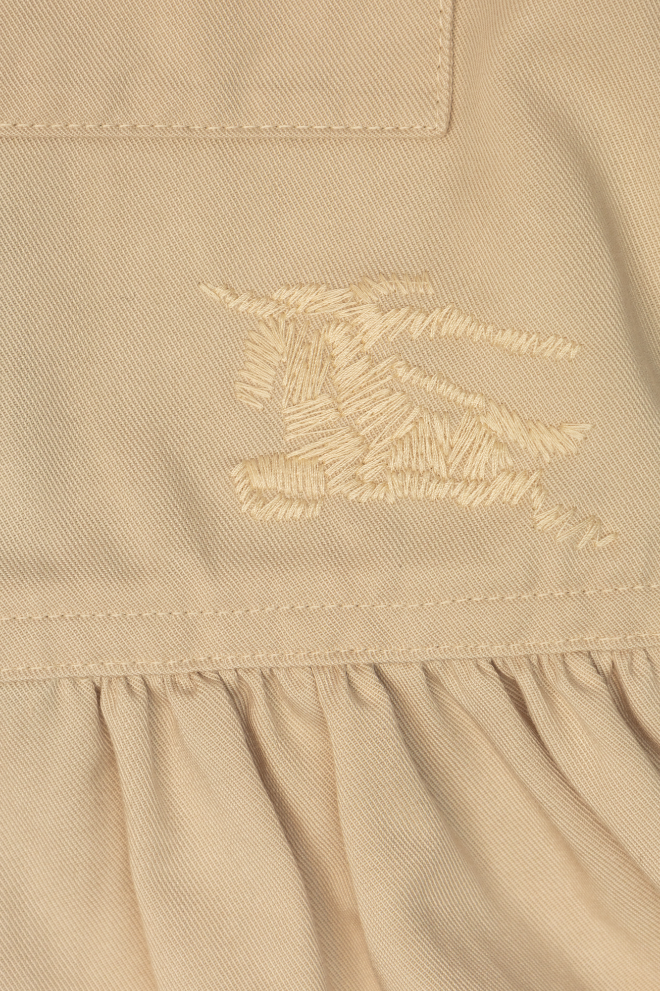 BURBERRY ピンク ジャケット 4Y 104cm BURBERRY ピンク ジャケット 4Y 104cm